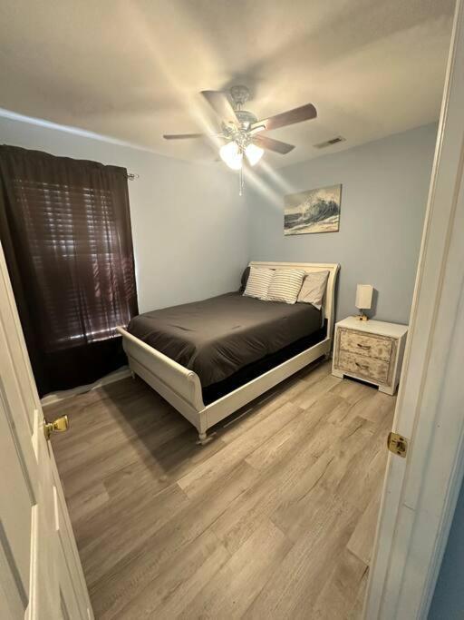 Adorable 3Br/2Ba W/ Garage 2Min Walk Ecu Health Βίλα Γκρίνβιλ Εξωτερικό φωτογραφία
