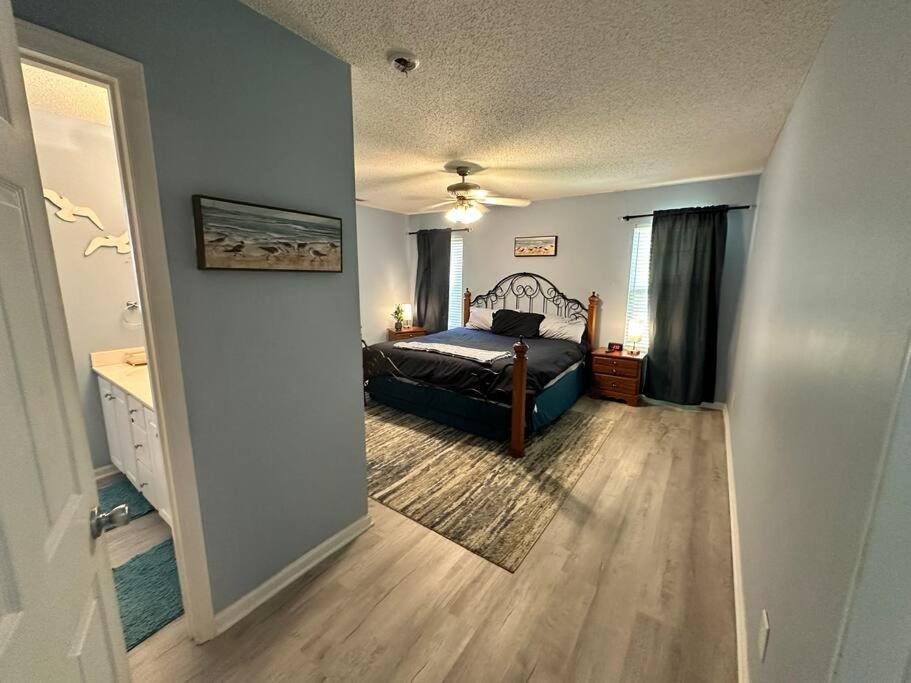 Adorable 3Br/2Ba W/ Garage 2Min Walk Ecu Health Βίλα Γκρίνβιλ Εξωτερικό φωτογραφία